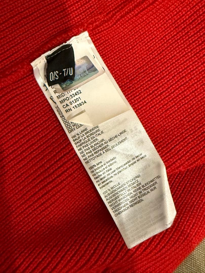   赤 ニット帽 アークティックプログラム男女兼用