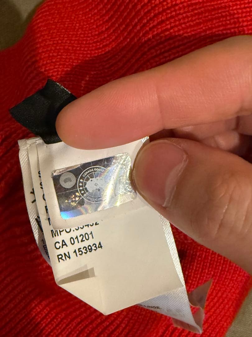   赤 ニット帽 アークティックプログラム男女兼用