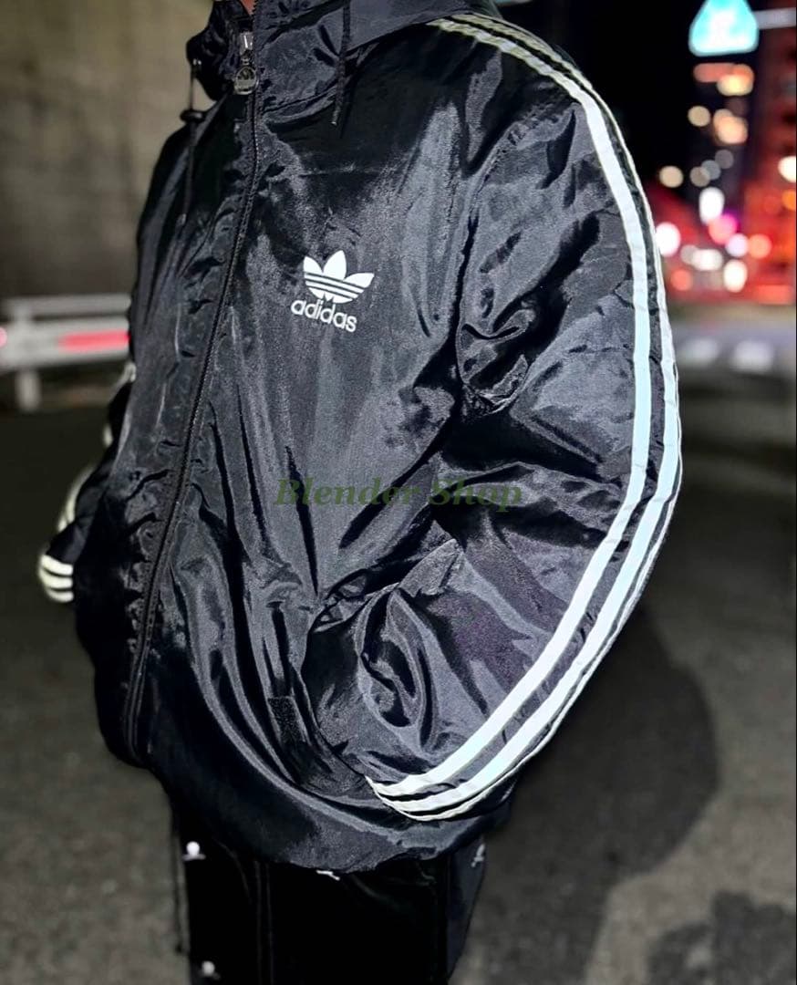 ◆背面刺繍BIGトレフォイルロゴ／中綿入り◆90sアディダス ナイロンジャケット