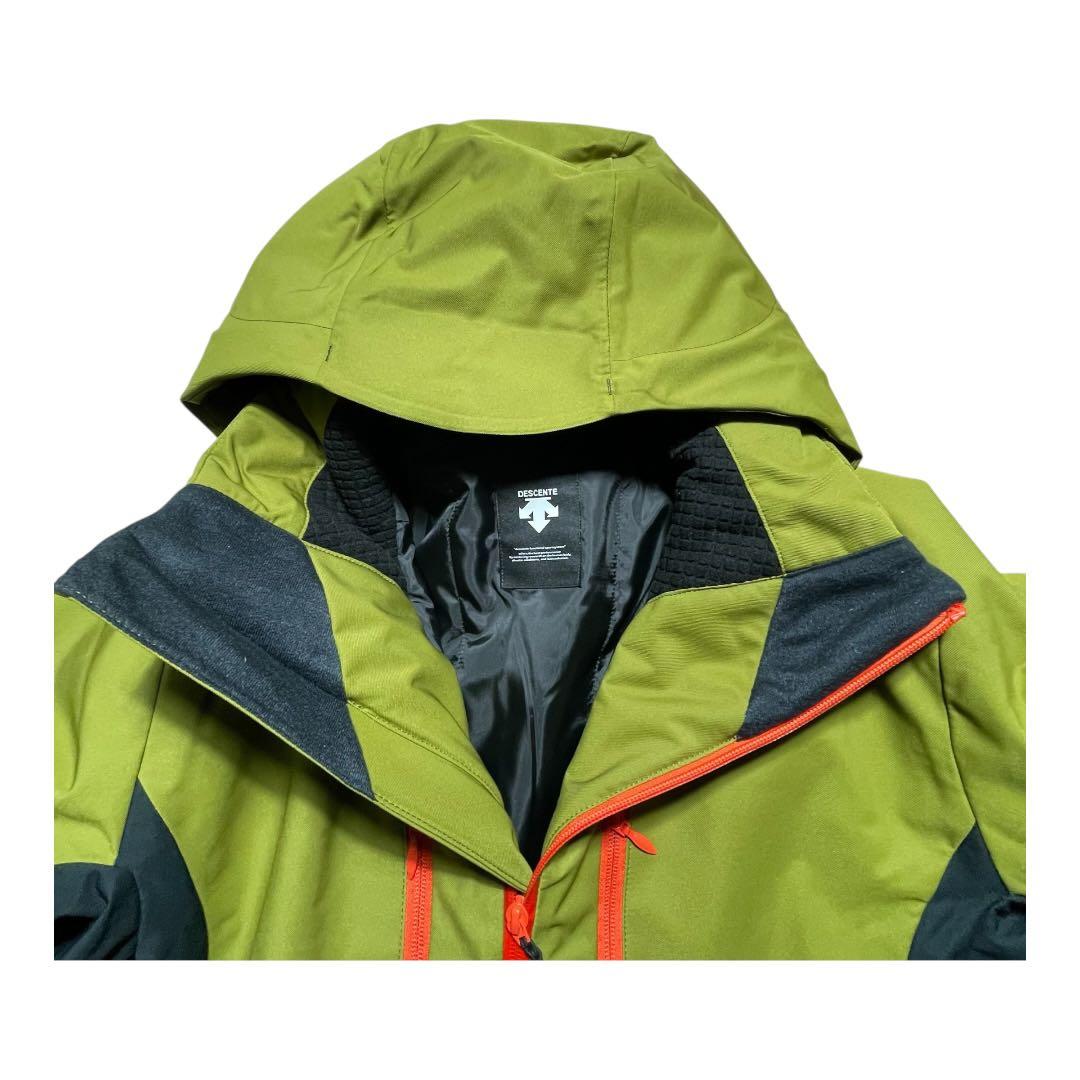 【美品】DESCENTE 23-24モデル　スキーウェア 上下セット　s.i.o