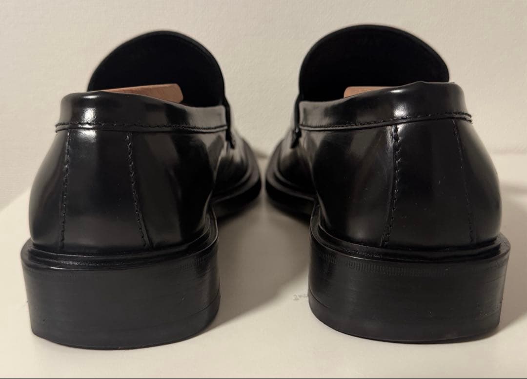 GUCCI スクエアトゥ ホースビット ローファー 黒 革靴