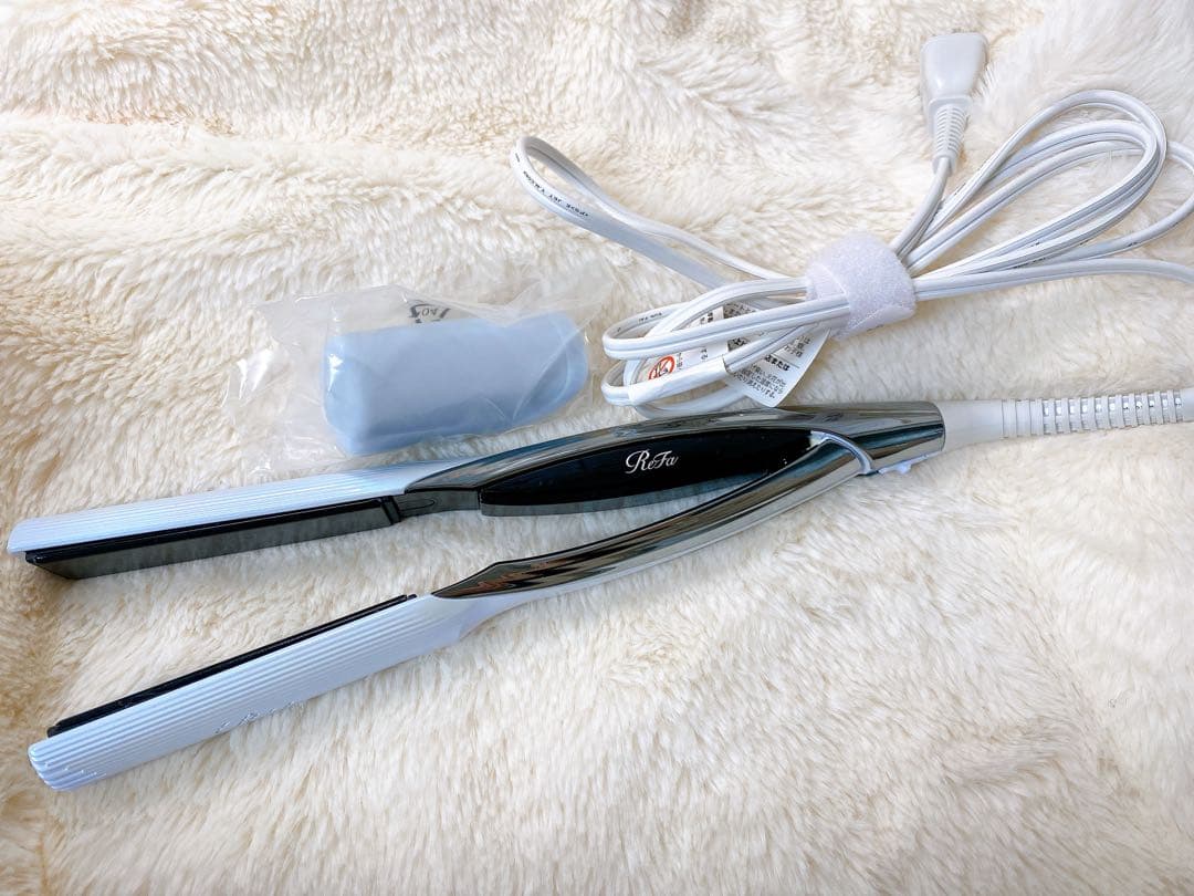 【超美品】ReFa/リファビューテック ストレートアイロン/ホワイト キャップ有