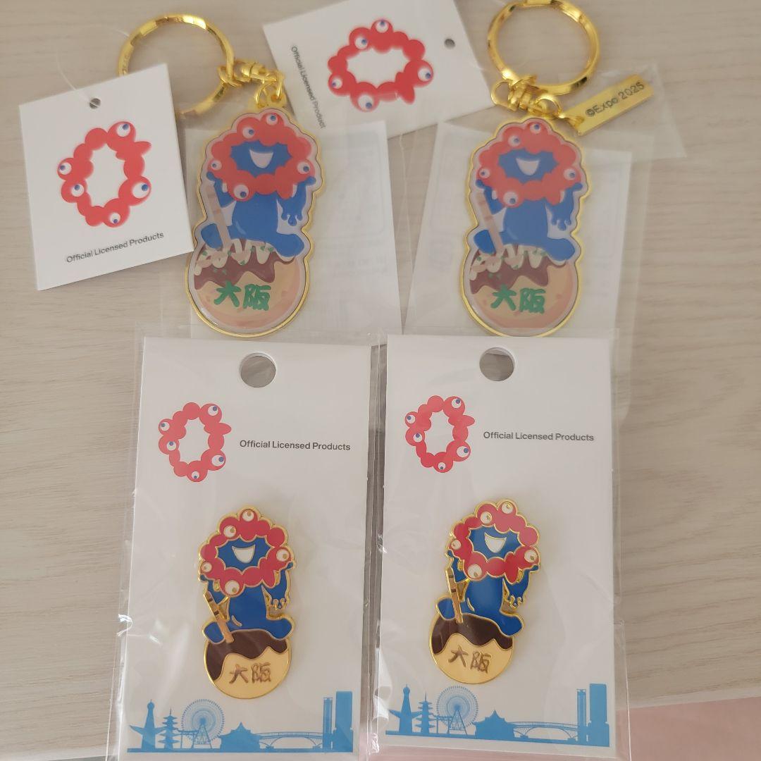 【新品】ミャクミャク 大阪キャラクター キーホルダー ピンバッチ