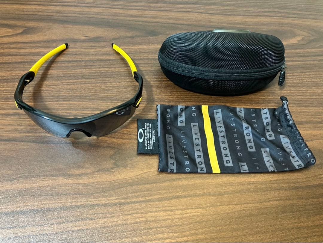 【再評】OAKLEY オークリー　サングラス　LIVESTRONGランニング
