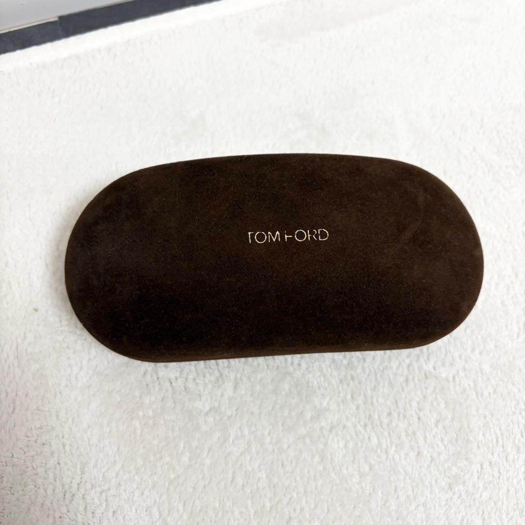 【美品】トムフォード サングラス TF952 Selby ブラック