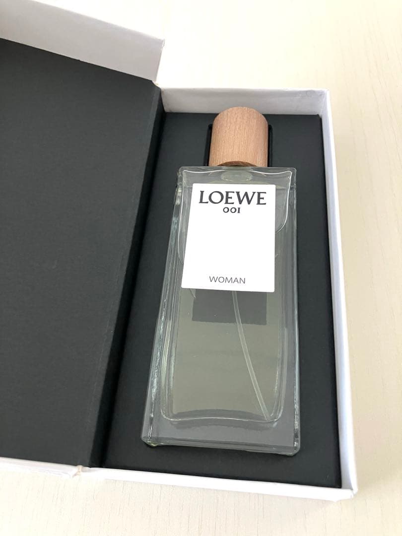 香水(女性用) LOEWE 001 WOMAN Eau de Parfum 75ml
