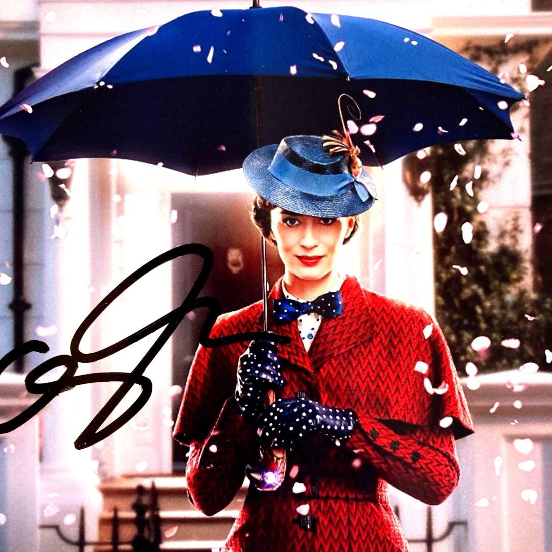 セール中…エミリー・ブラント直筆サイン入り2Lサイズ写真‥ナターシャの歌に‥