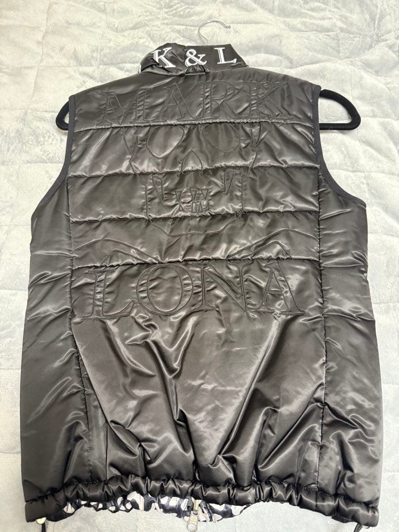 2024年モデルマークアンドロナ　ダウンベスト　リバーシブル36