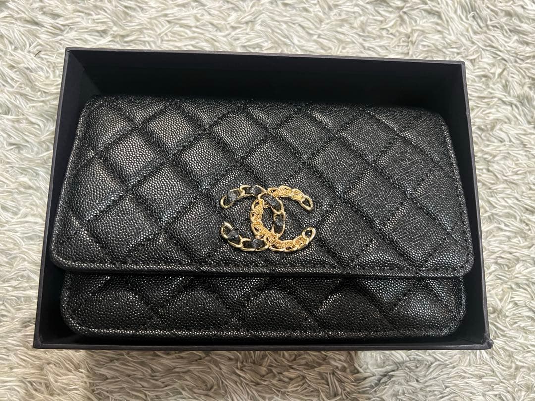 シャネル　CHANEL ノベルティ　ショルダーバッグ　チェーンウォレット