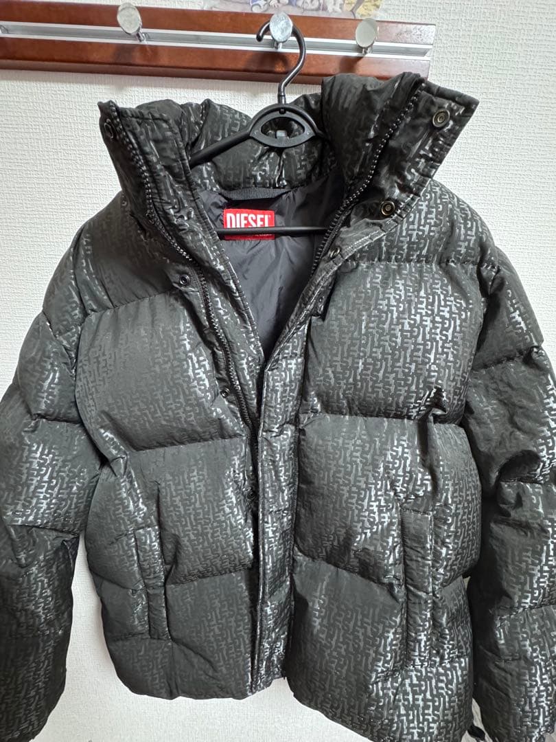 DIESEL ダウンジャケット　モノグラム
