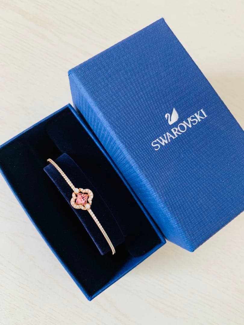 山中　スワロフスキー　Sparkling Dance Unaバングル