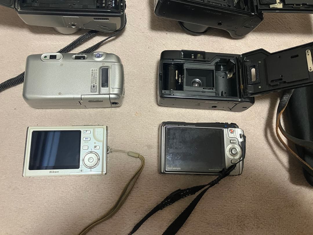 D*社様 デジカメ、オールドカメラ、付属品まとめ売り