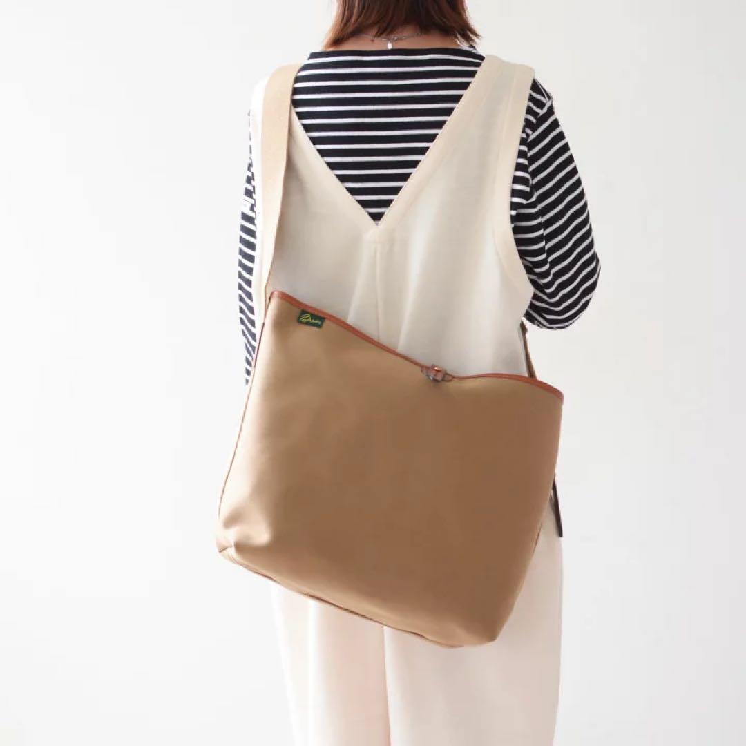 極美品◯ Brady ブレディ キンロス ショルダーバッグ ラージ 薄茶