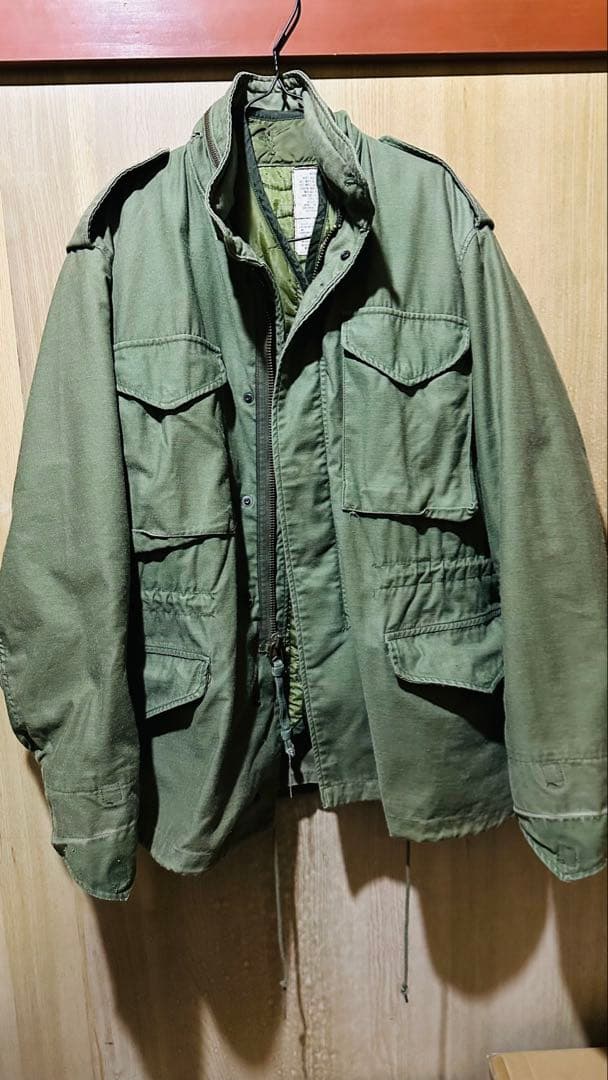ALPHA M-65 フィールドジャケット Mサイズ 表記　大き目　オリーブ