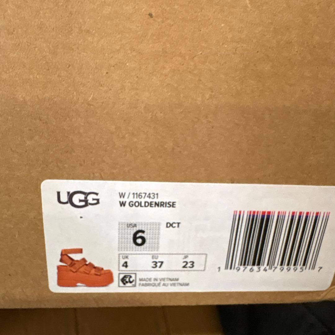 美品　UGG ゴールデンライズ　オレンジ　23cm