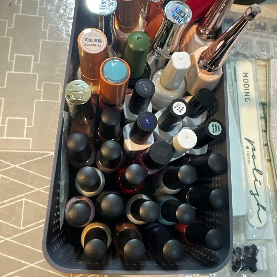 ネイルアート用品セット（ネイルライト付き）