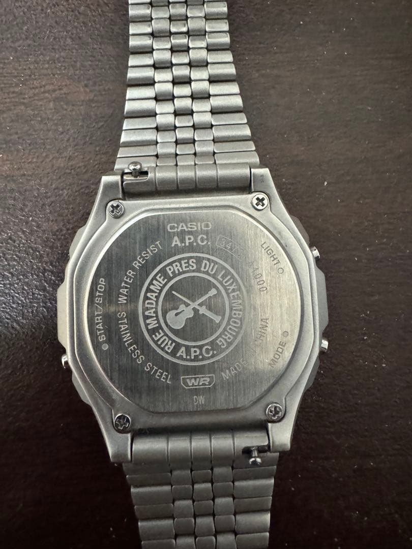 完売品 カシオ アーペーセー CASIO A.P.C. デジタル腕時計 シルバー