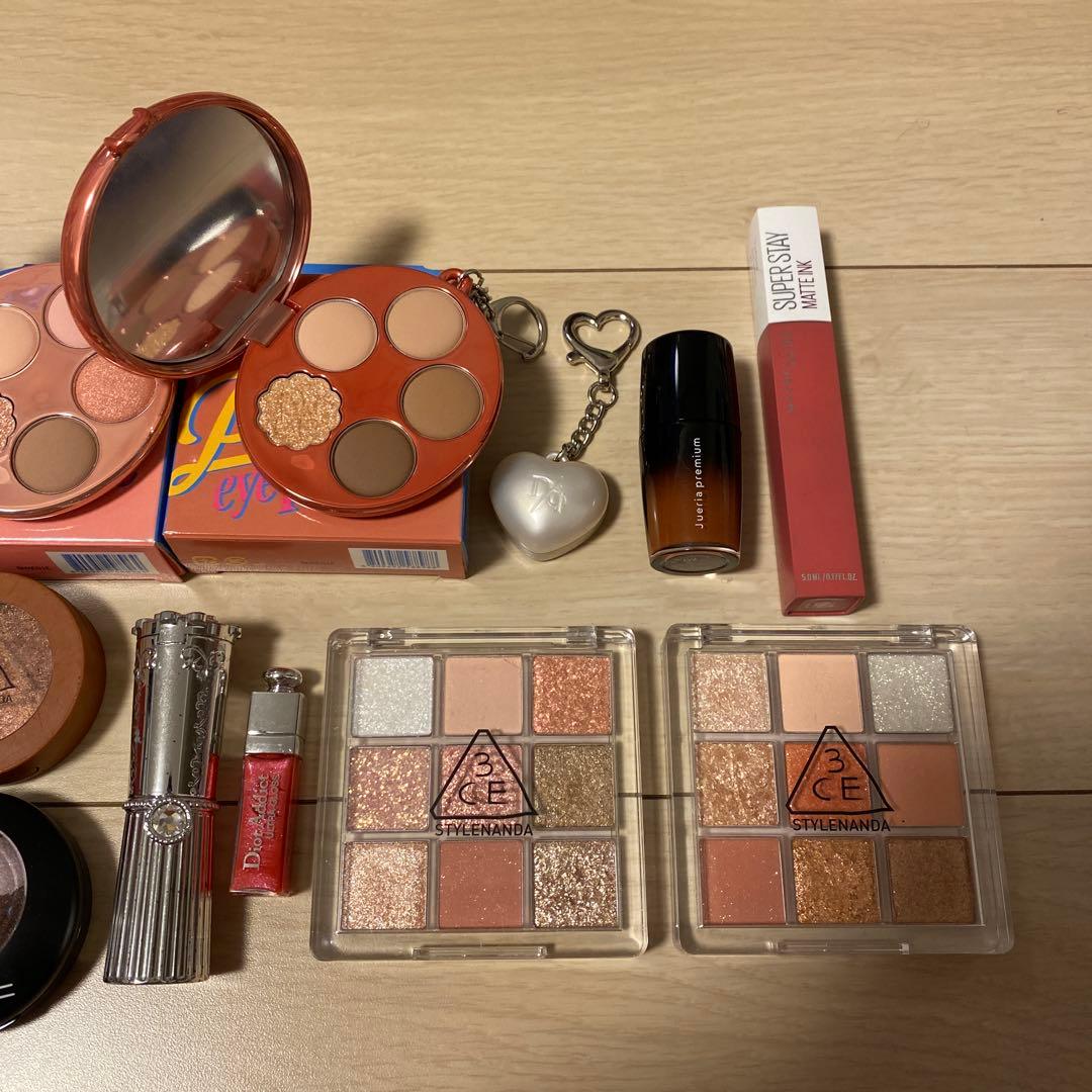 化粧品まとめ売り