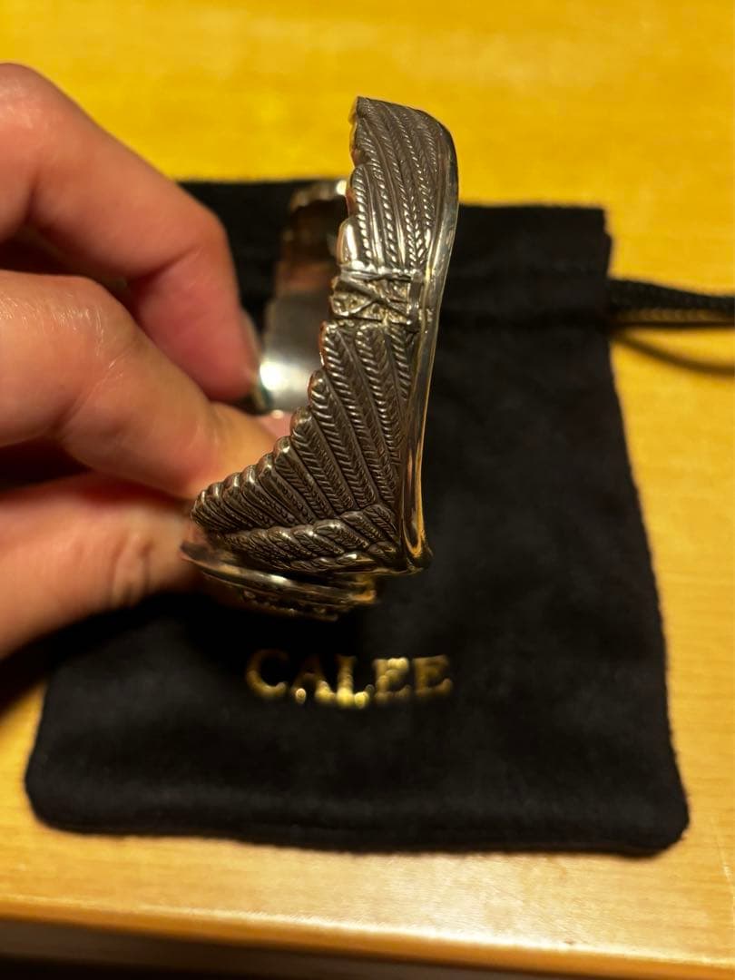 キャリー　calee バングル