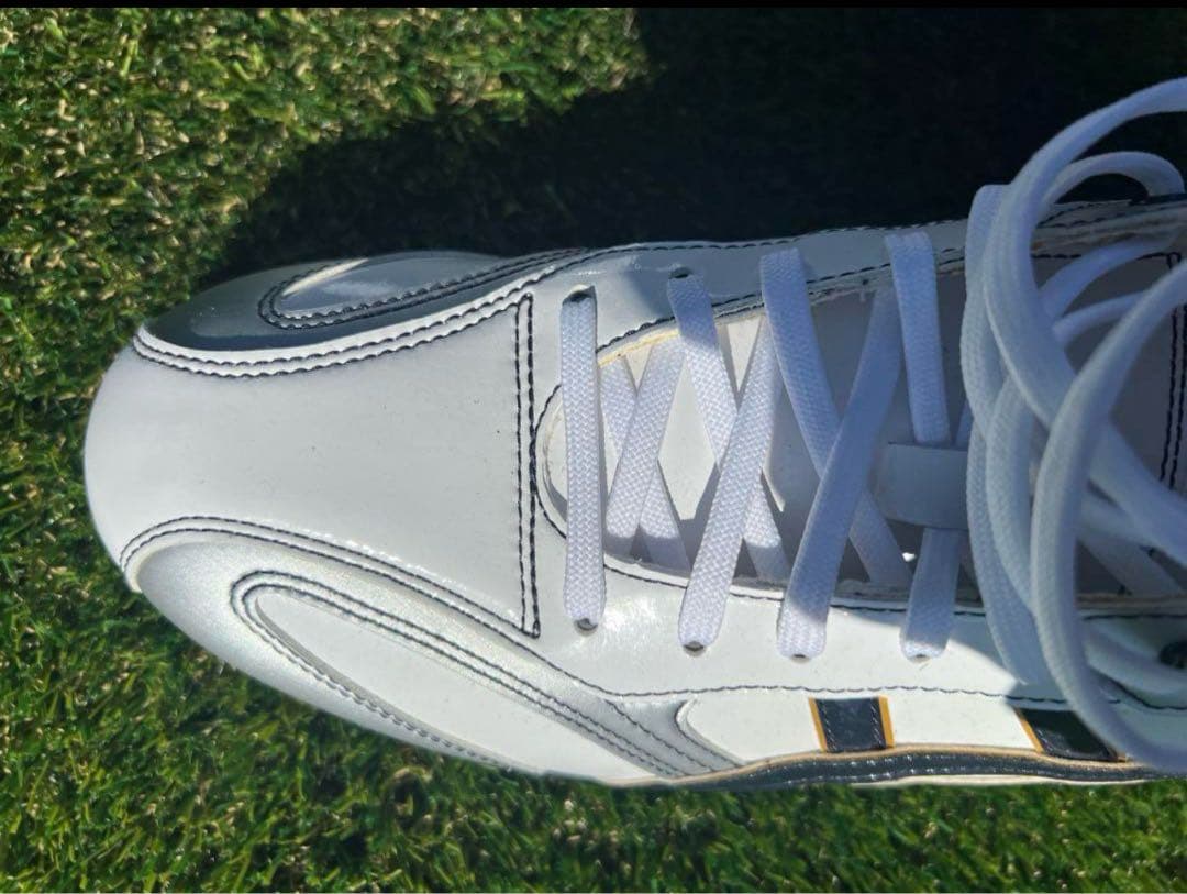 アシックス GEL-PEACE ホワイト/ブラック スパイクシューズ