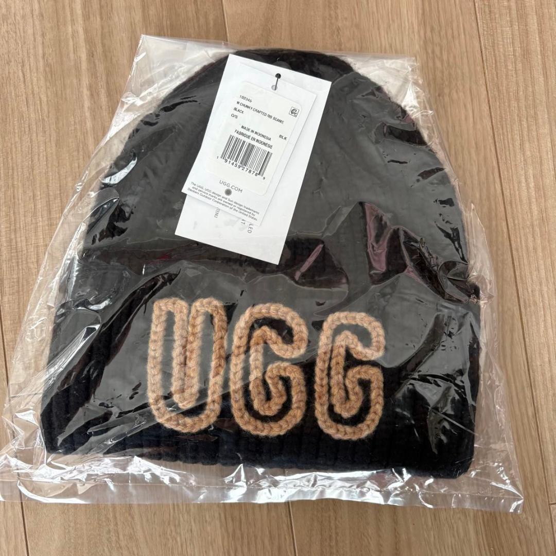 ラスト1点✨公式完売　UGG ビーニー ブラック 黒 ニット帽　公式完売　正規品