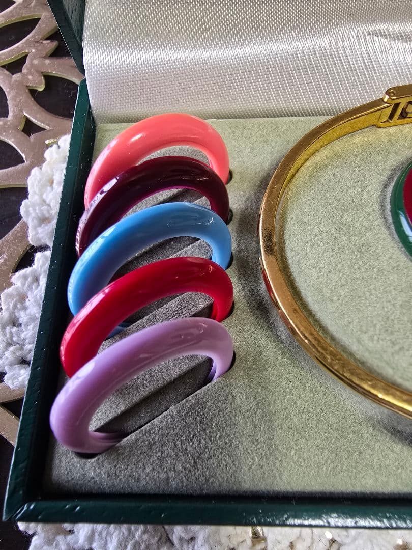 GUCCI　ヘゼルチェンジ　時計