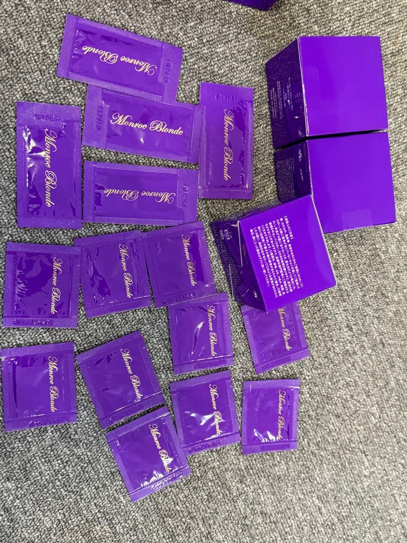 モンローブロンドRL(保湿ローション&保湿クリーム)