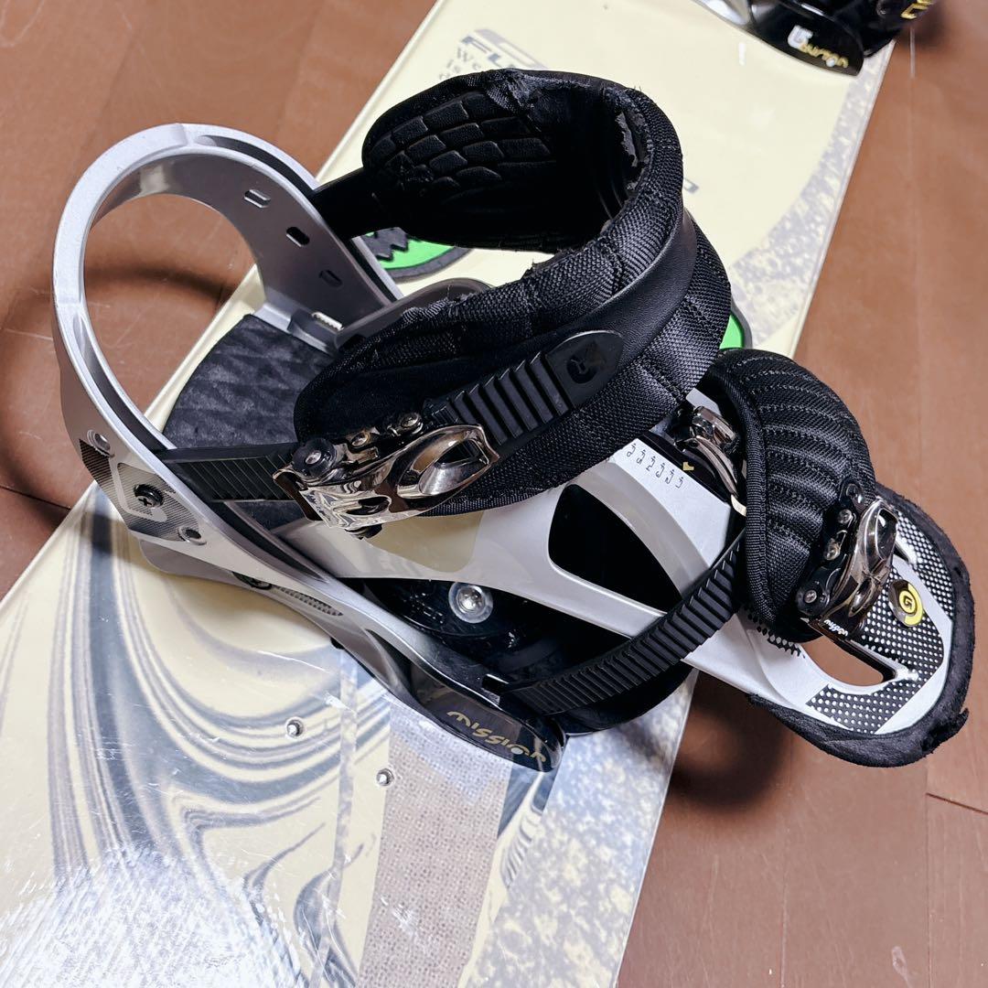 APOCALYPSE スノーボード 158cm前後 バートン MISSION付き