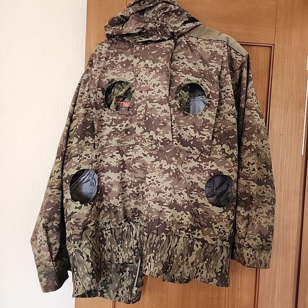 空調服　四つ穴