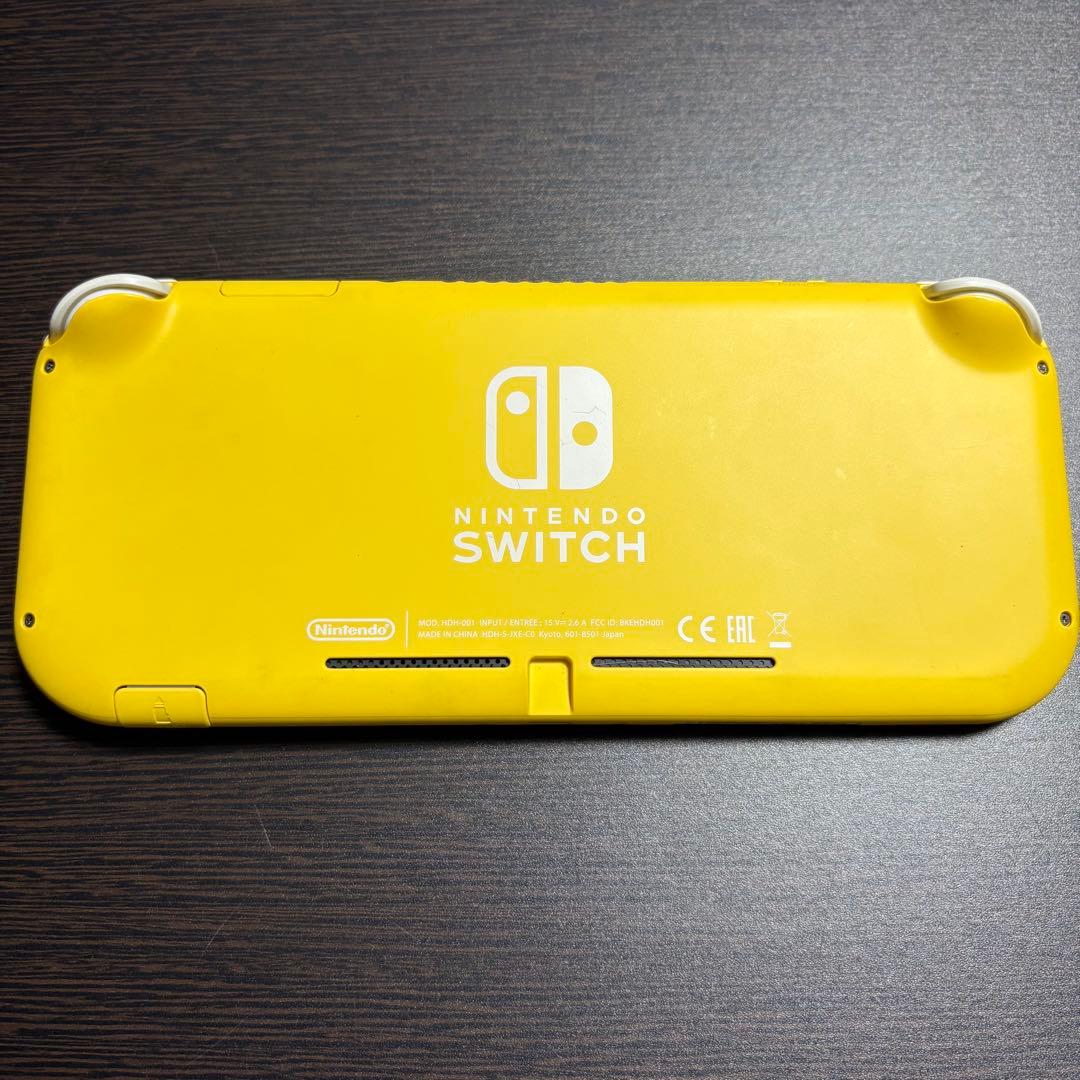 Switch Light 本体　カバー付　スイッチ ライト イエロー　ジャンク品