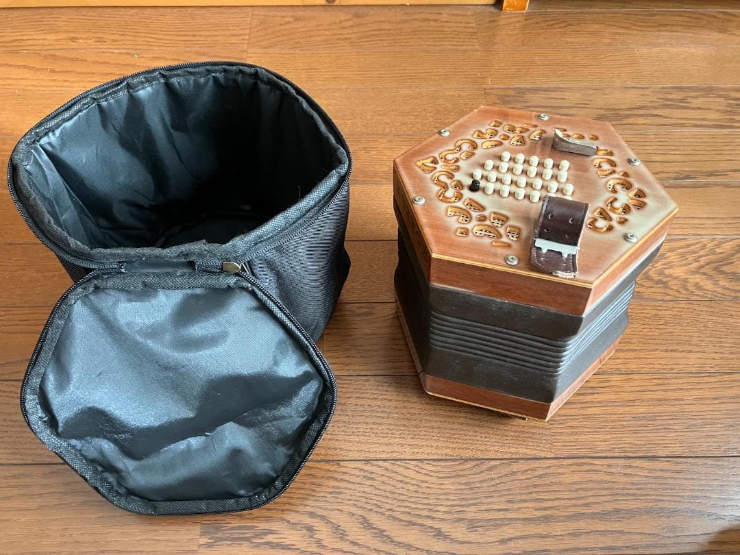 Hohner イングリッシュ・コンサーティーナ 48ボタン Treble