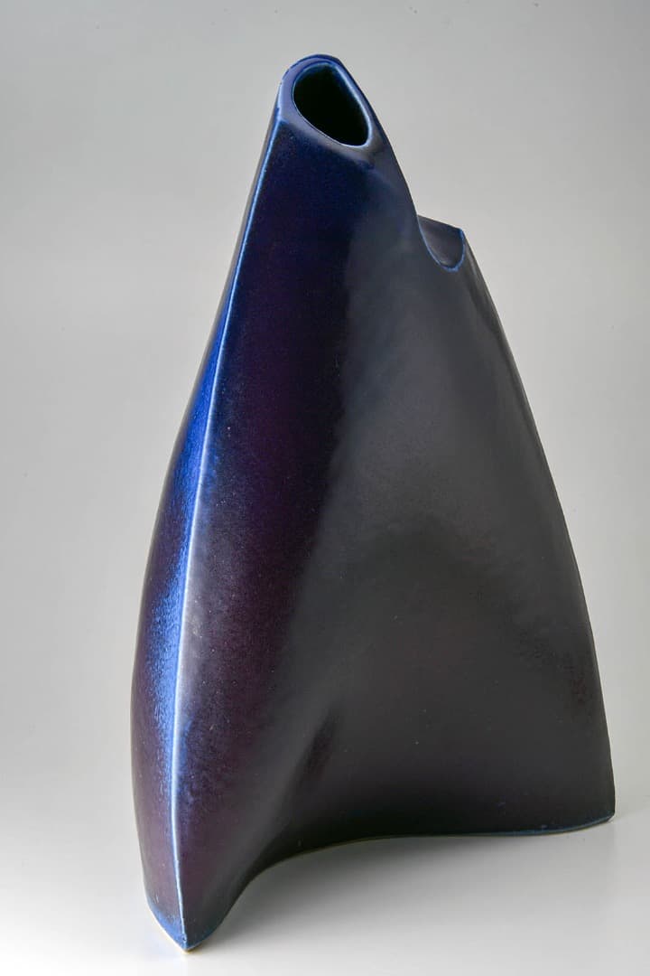 花器　紫青釉　岩村守 (1934-2023)作（我孫子窯）
