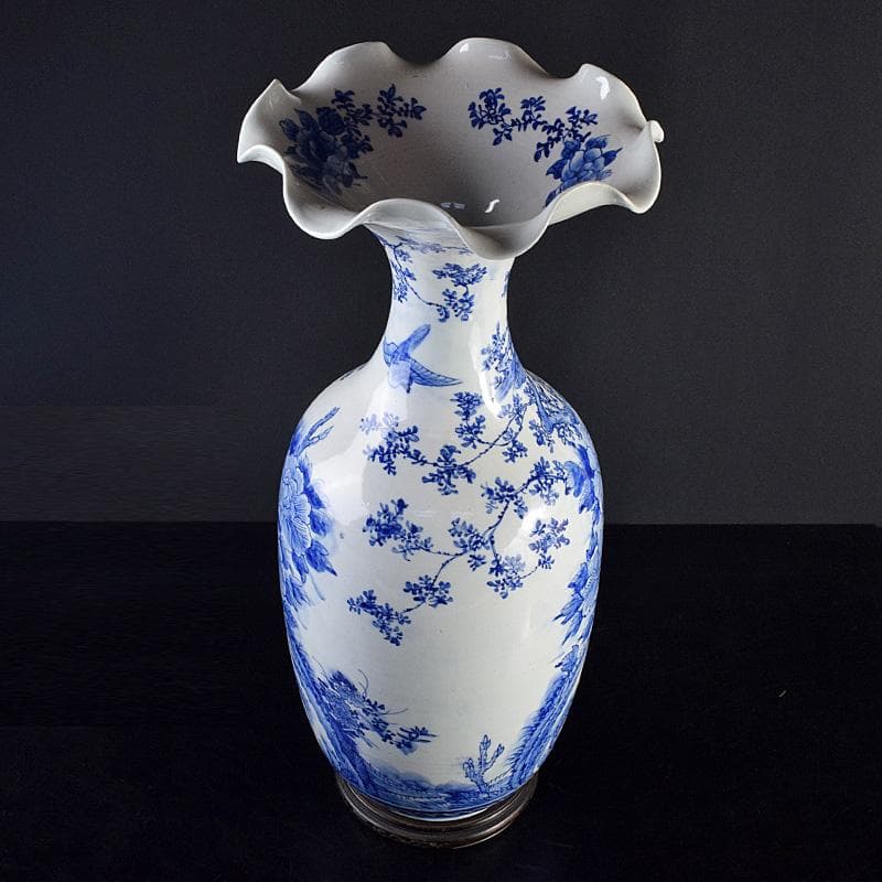 瀬戸焼　古瀬戸　染付　牡丹文　花口大瓶　唐木台・時代箱付　G　R8765B