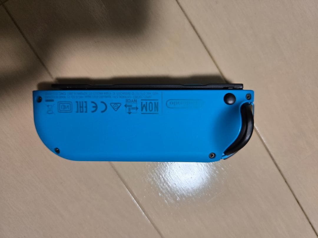 Nintendo Switch 本体 ネオンブルー/レッド