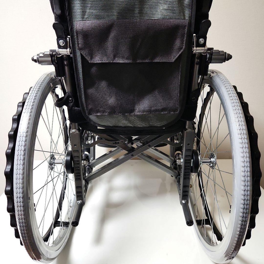 カワムラサイクル　自走用　多機能　ノーパンクタイヤ　車椅子　KMD-B22