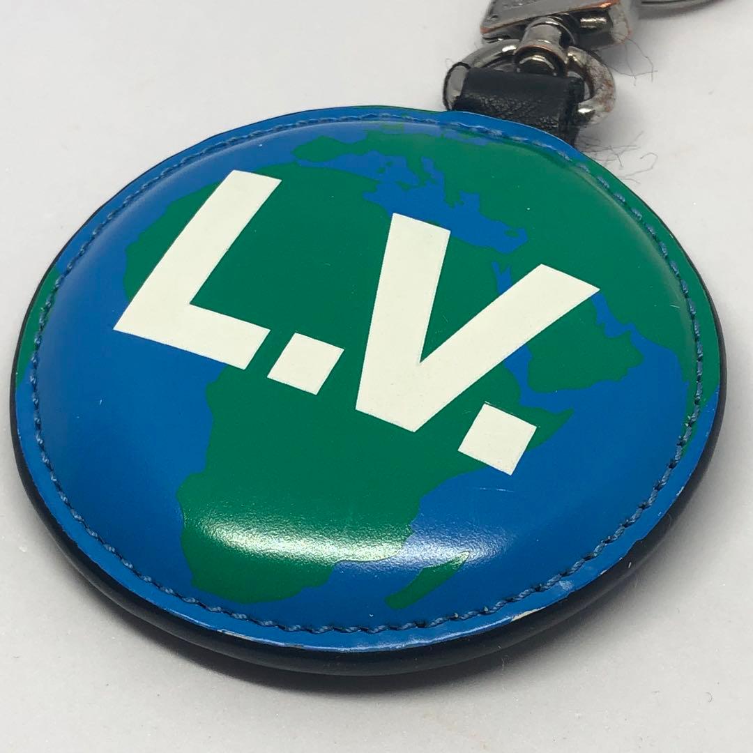 LUIS VUITTON ルイヴィトン ポルトクレパティッド キーホルダー