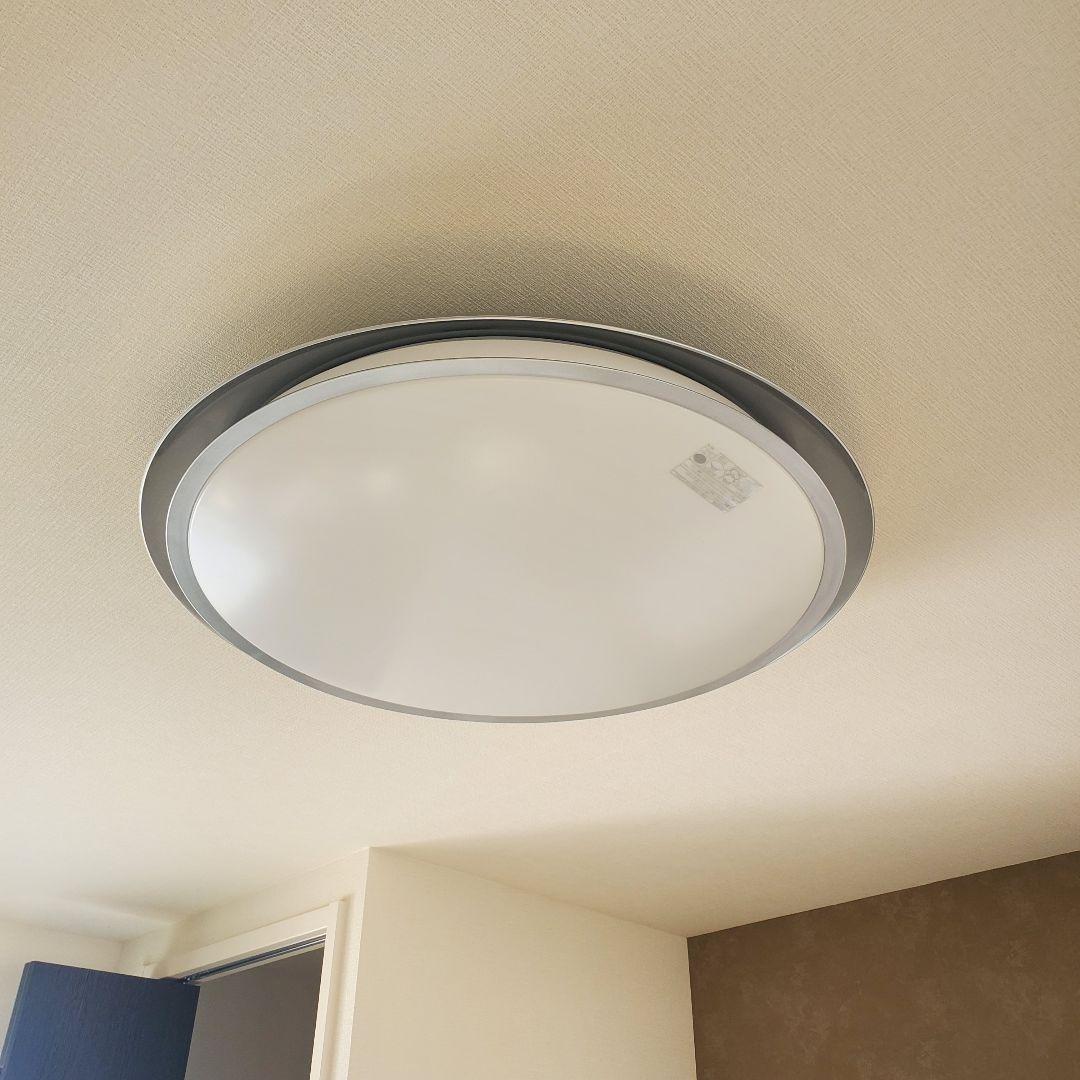 【美品】TOSHIBA LEDシーリングライト 14畳 直径63cm リモコン付