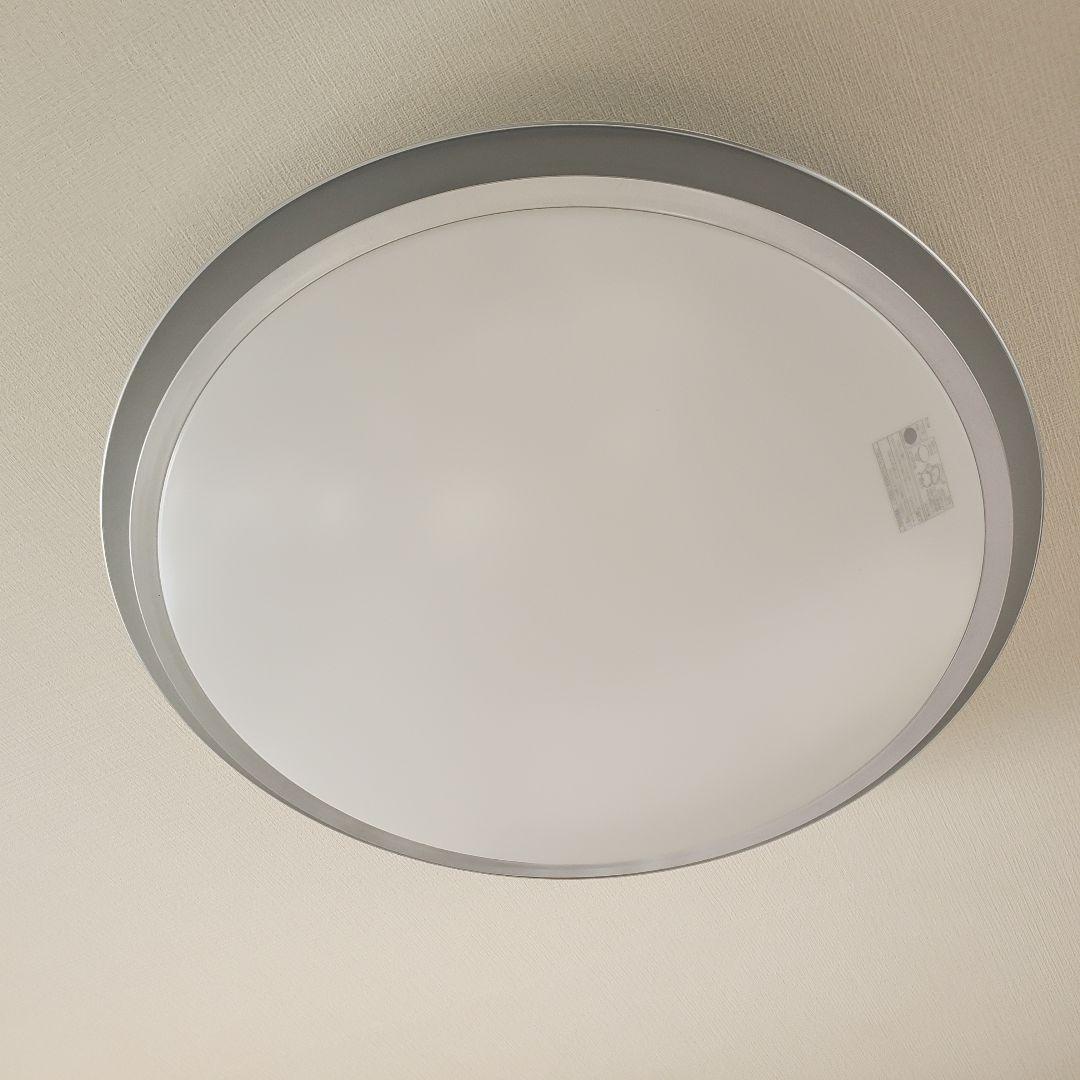 【美品】TOSHIBA LEDシーリングライト 14畳 直径63cm リモコン付