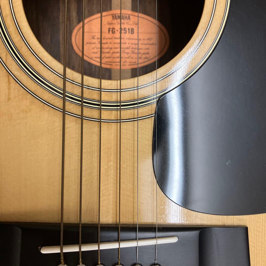 ヤマハ アコースティックギター FG-251B ハードケース付き