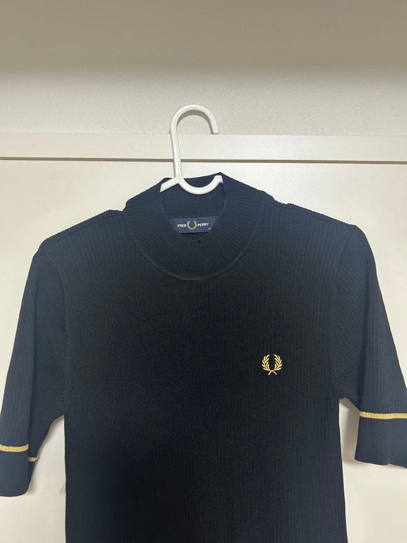 フレッドペリー 黒 リブ編み 半袖ワンピース