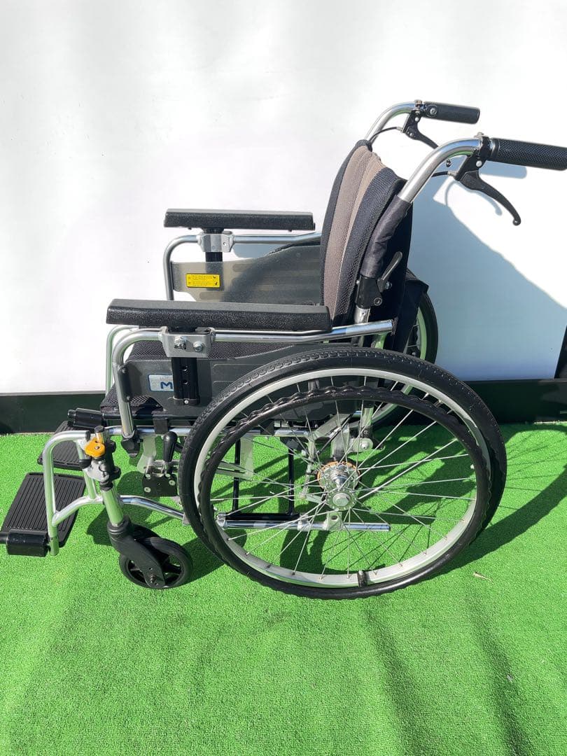MIKI 自走用車椅子 myu4-22