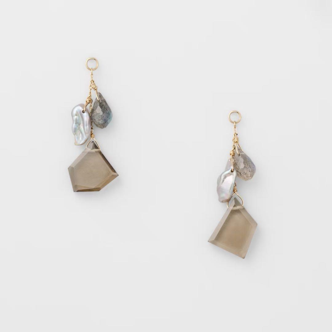 ふ*り様 美品 K10クォーツピアスチャーム スモーキークォーツ ラブラドライト