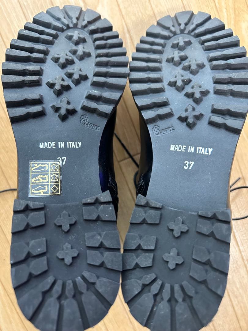 まめ　ファビオルスコーニ　黒ショートブーツ　新品