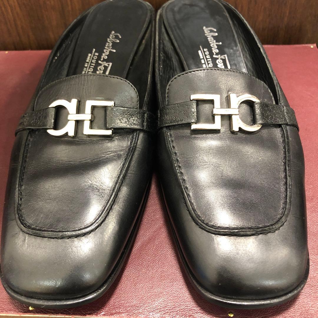 サンダル　ミュール　サルヴァトーレフェラガモ　24cm　レザー黒