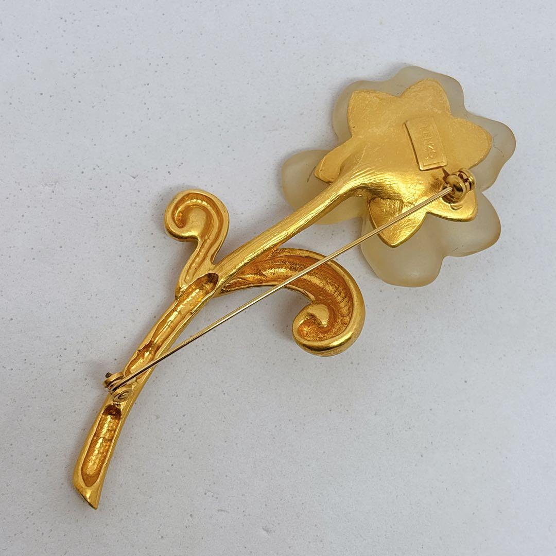 KENZO ケンゾー フェイクパール フラワー ブローチ ゴールドカラー