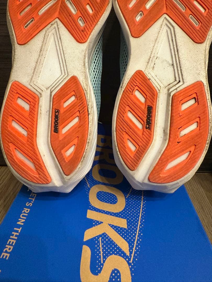 Brooks Hyperion3 サイズ9 27.0 中古美品