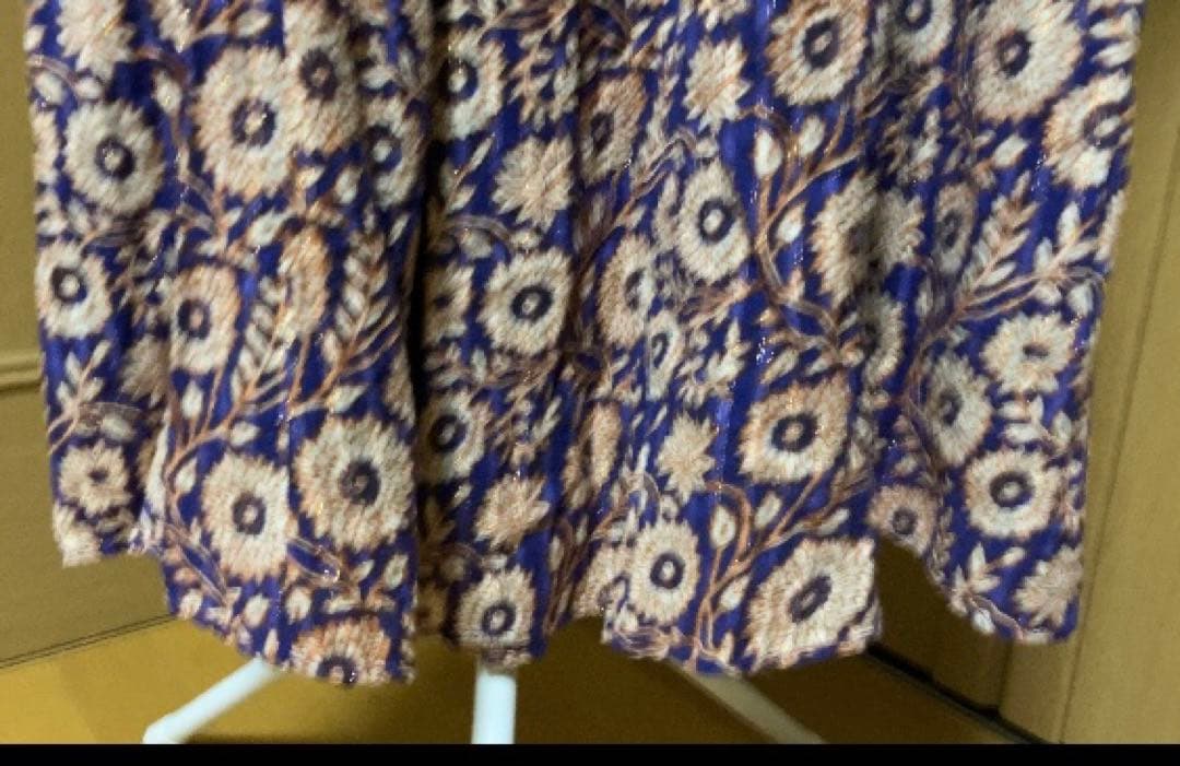 ne Quittez pas 花柄ロングワンピース 長袖 Vネック　Sサイズ