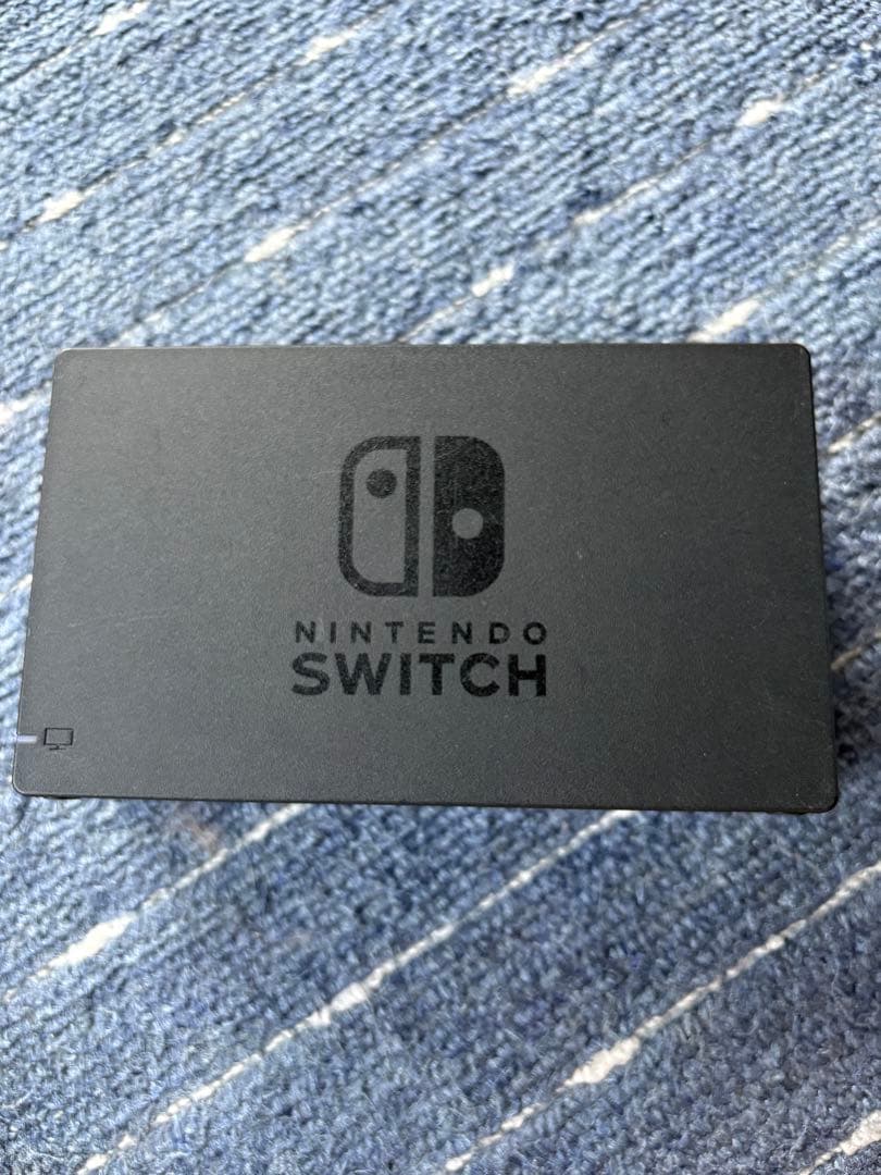 Nintendo Switch 本体 赤