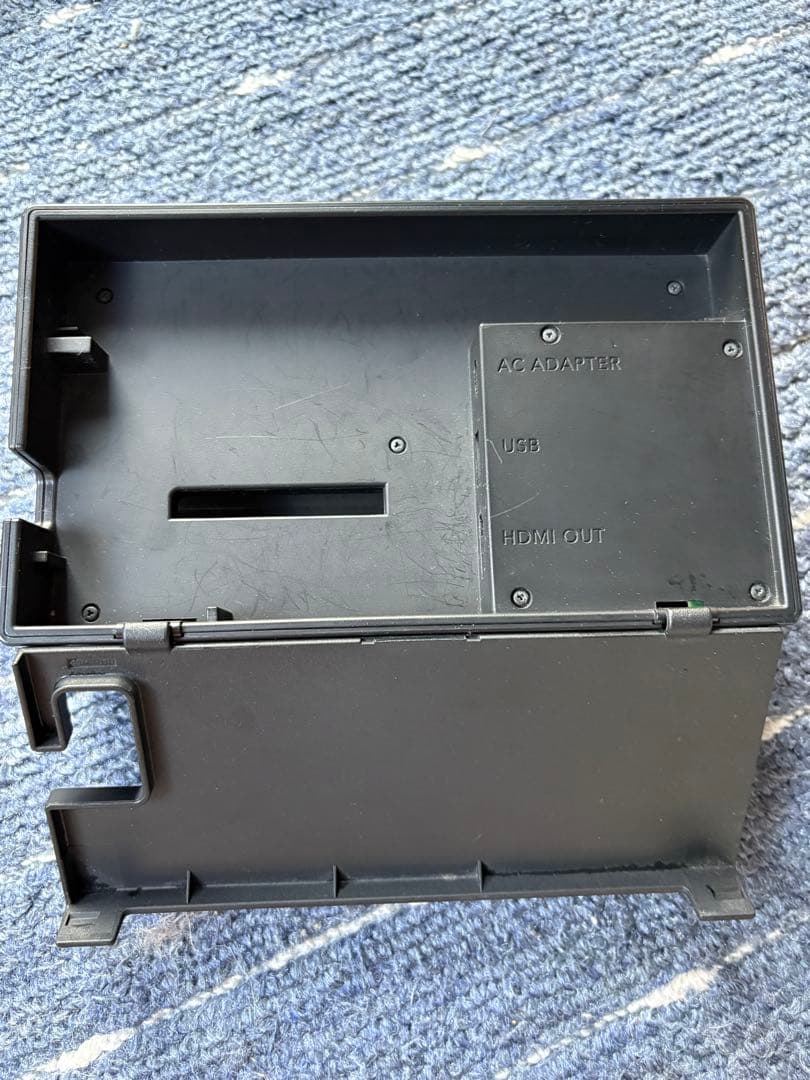 Nintendo Switch 本体 赤