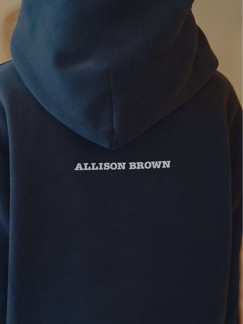 アリソンブラウン　紗栄子　ディズニー　Disney ミッキーマウス　パーカー